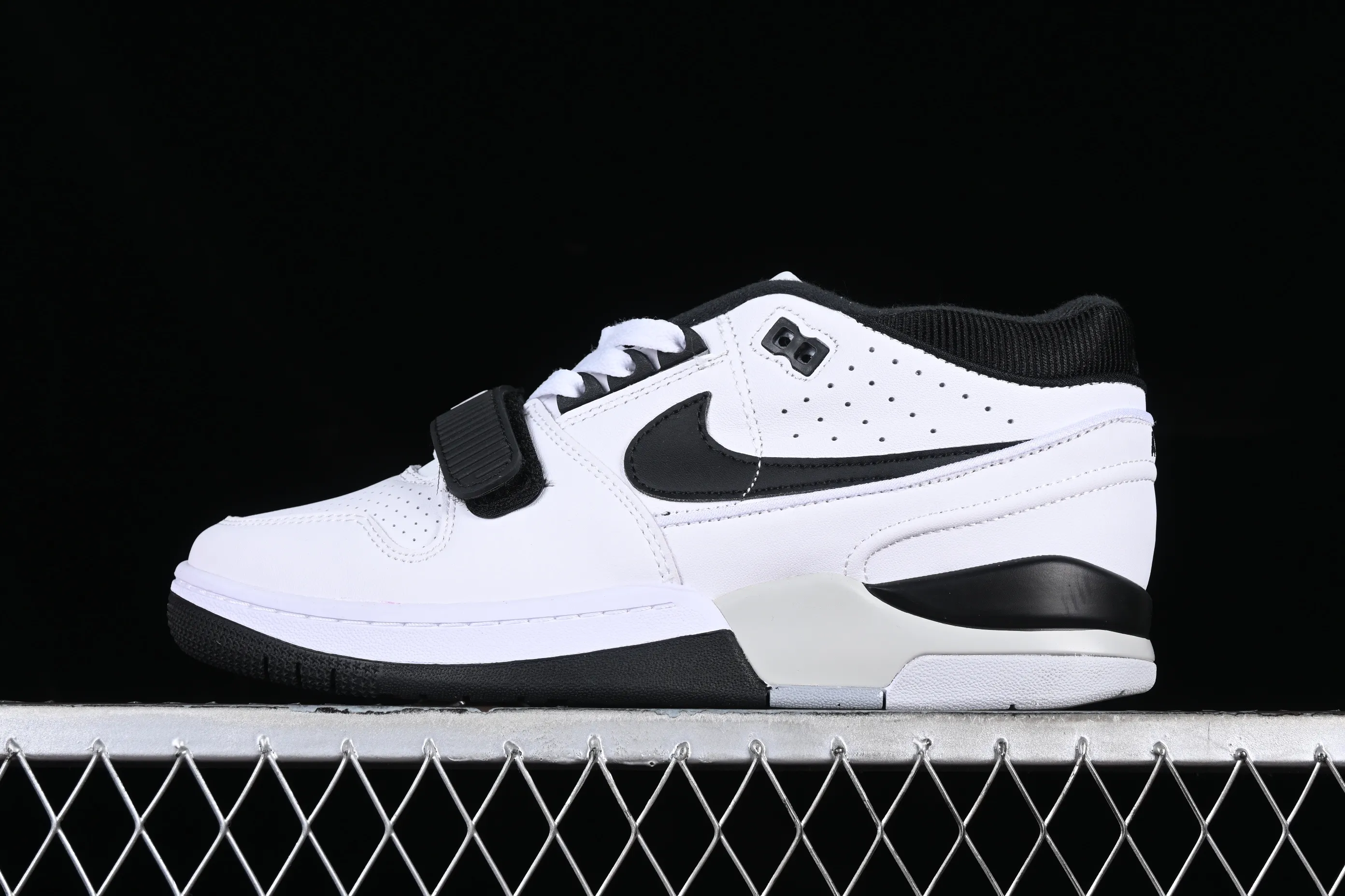 All Categories Nk SB Dunk Series Nk Air Alpha Force 88 Campus Shoes Nk Air Alpha Force 88 SP First Layer Nike Mid-top Casual Running Shoes DZ6763-102
